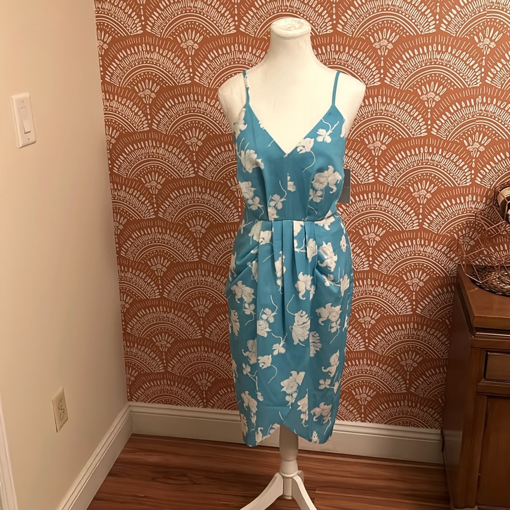 Chelsea 28 Dress NWT